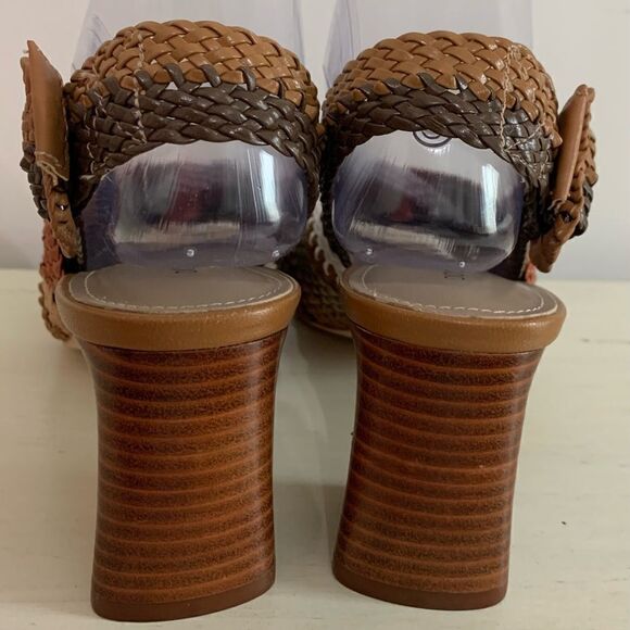 NWT - DONALD PLINER 'VARA' WOVEN LEATHER SANDAL WITH WOODEN HEEL - SIZE 6 - Picture 6 of 16